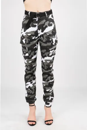 Essential High Waist Camo Cargo Joggers