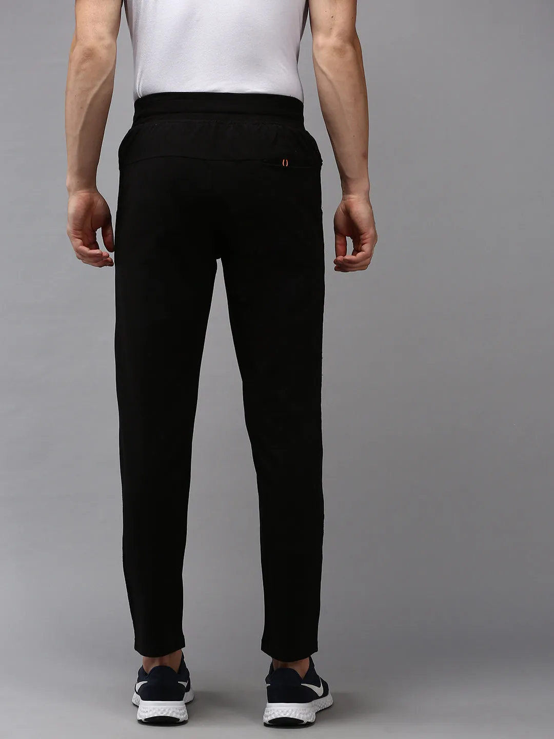 Men Black Solid Track Pants